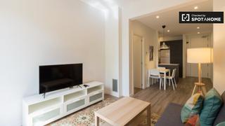 Location Appartement à La Nova Esquerra de l´Eixample. Piso de 2 dormitorios en alquiler en plaça espanya, barcelona