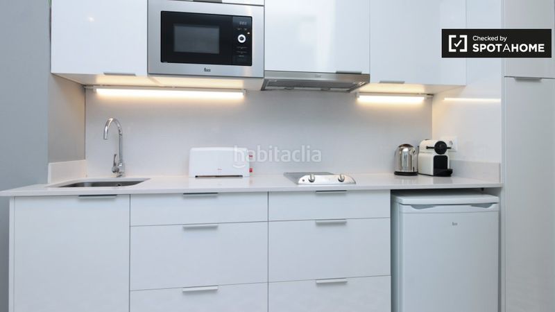 Foto 73536e06-dab1-4fd0-868a-8e52585d0e0c. Lloguer pis amb calefacció a Sagrada Família Barcelona
