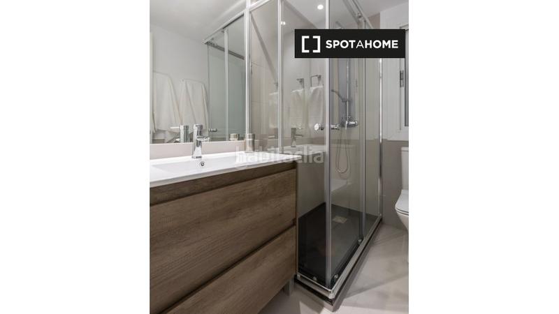 Foto 10ac9120-64d4-4052-9602-150c3aa0a20a. Alquiler piso elegante apartamento de 1 dormitorio en alquiler en sants, en Barcelona