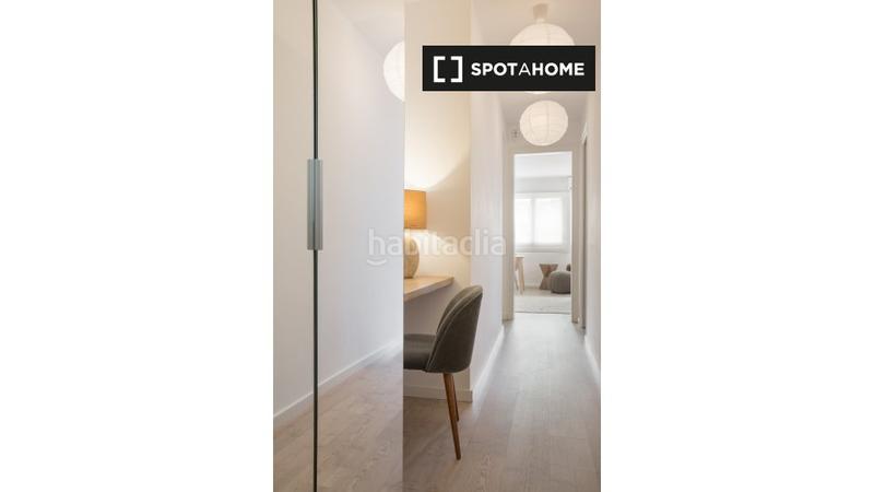 Foto 1a9db19a-2e8f-4ad9-b737-d71f30683623. Alquiler piso elegante apartamento de 1 dormitorio en alquiler en sants, en Barcelona