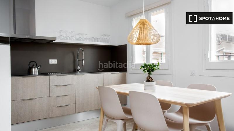 Foto 435e3a3f-52ba-454a-b59d-5980a1391648. Alquiler piso elegante apartamento de 1 dormitorio en alquiler en sants, en Barcelona