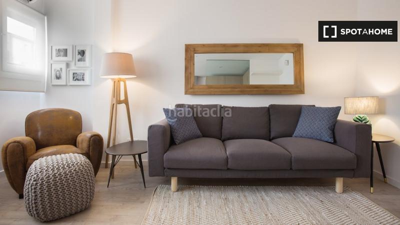 Foto 98dd03f3-97e9-4cbb-b0b6-4bb4508b21ef. Alquiler piso elegante apartamento de 1 dormitorio en alquiler en sants, en Barcelona