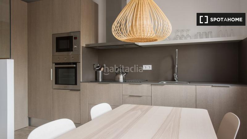 Foto 9a268eb2-a5d1-487d-9703-2db7e5cbe9f1. Alquiler piso elegante apartamento de 1 dormitorio en alquiler en sants, en Barcelona