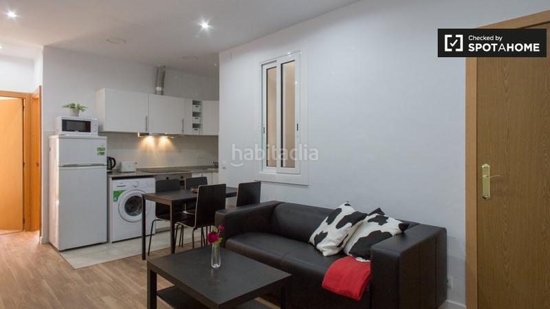 Foto f7352235-5b51-41ff-9fb8-b2dec6c2675e. Location appartement avec chauffage dans Sants-Badal Barcelona