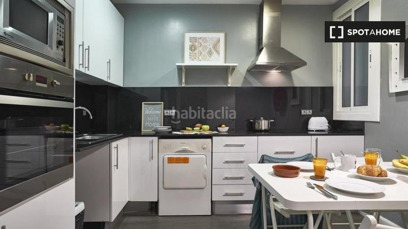 Foto 5102cab1-7e3c-4415-ae71-d942f2fcef15. Alquiler piso apartamento de 4 dormitorios en alquiler en Barcelona