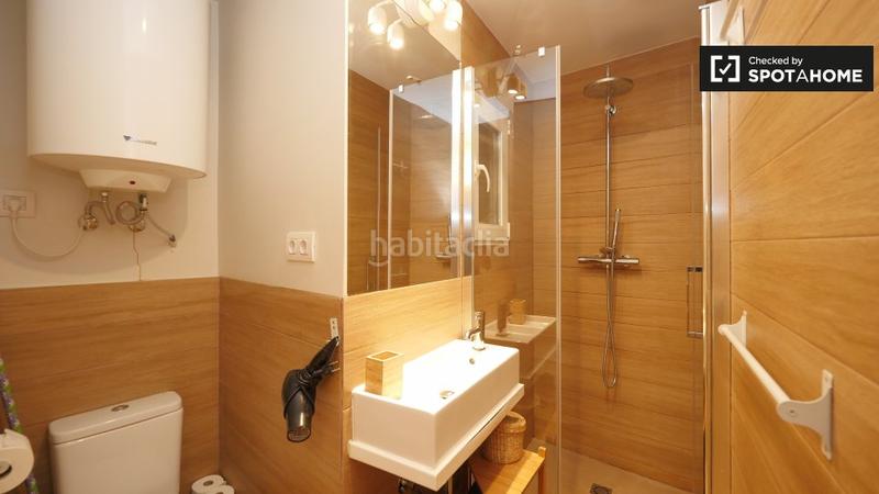 Foto 09f296ba-75b1-4758-be87-59978d129f39. Alquiler piso estupendo apartamento de 2 dormitorios en alquiler en barri Gòtic en Barcelona