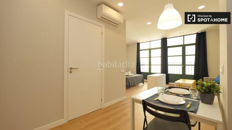 Foto 923aa956-2325-4ca0-9fd1-369d960d8932. Affitto appartamento con riscaldamento in Sants Barcelona