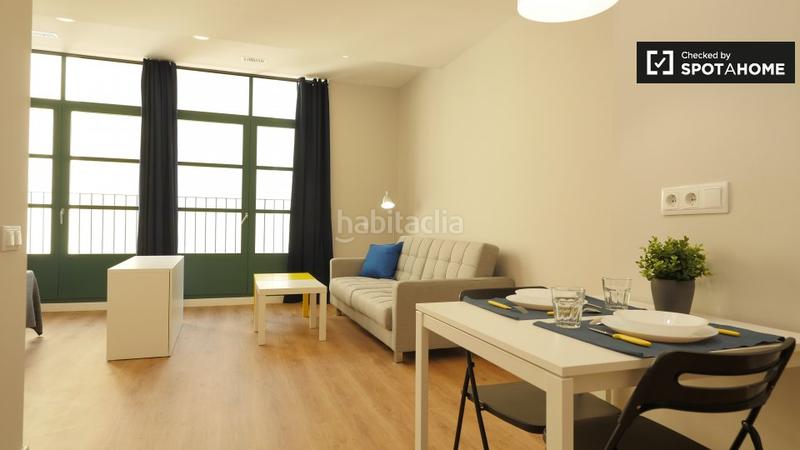 Foto 6d92a8c5-f6e6-4408-9102-586e250bfb1e. Miete etagenwohnung mit heizung in Sants Barcelona