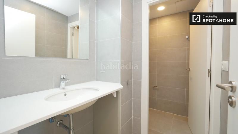 Foto 1a998c0e-e19d-4b14-af9f-bad4379e58b4. Location appartement avec chauffage dans Sants Barcelona