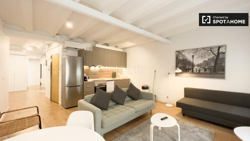 Foto e03f2054-6053-4834-a7b9-5f56c9e0d69e. Miete etagenwohnung mit heizung in Raval Barcelona