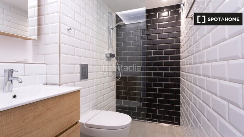Foto 13d2f2fc-fe23-494c-bedf-d9f4e70b9cc0. Rent flat with heating in Fort Pienc Barcelona