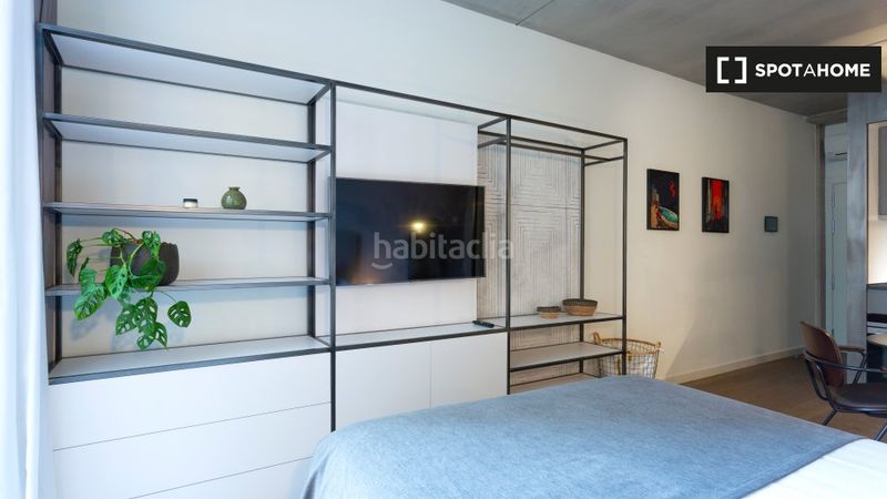 Foto 587e6030-31ec-4e18-a84b-d1e53e68f350. Rent flat with heating in Fort Pienc Barcelona