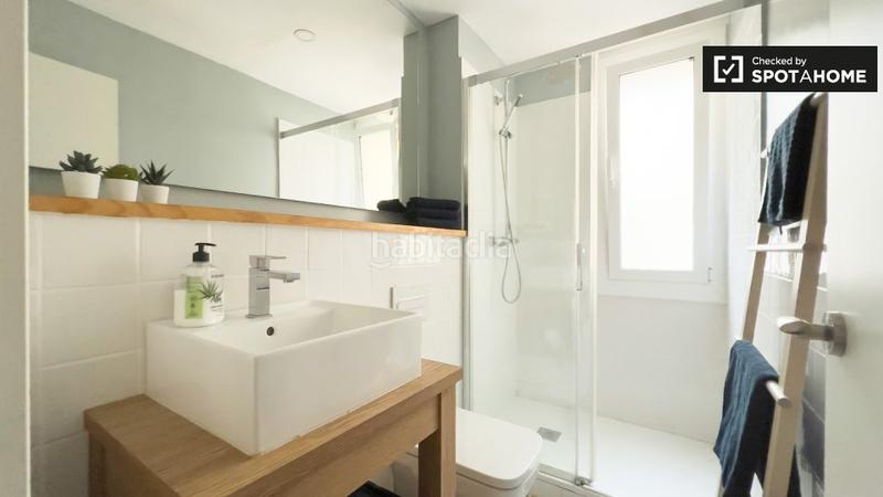 Foto 5cd9a4a2-5d1a-44be-a3d0-0aacb07b8e6a. Alquiler piso  de 1 dormitorio en alquiler en el Raval, . en Barcelona