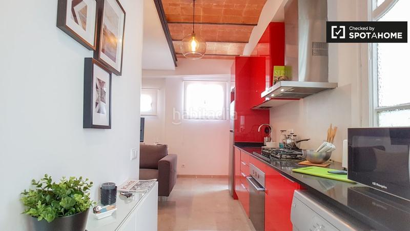 Foto 506451d9-aa1d-4212-a20e-711229311b2c. Rent flat with heating in Raval Barcelona