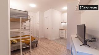 Miete Etagenwohnung in Sant Andreu de Palomar. Estudio en alquiler en sant andreu, barcelona