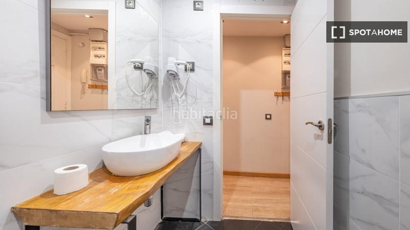 Foto b7e94b10-dbb1-4b2a-88c2-c9db985c9c7c. Rent flat with heating in Barceloneta Barcelona