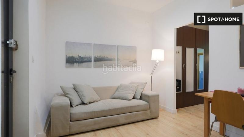 Foto 2d17ce4f-2917-462e-a0e1-82843c9a8bb6. Rent flat with heating in Baix Guinardó Barcelona