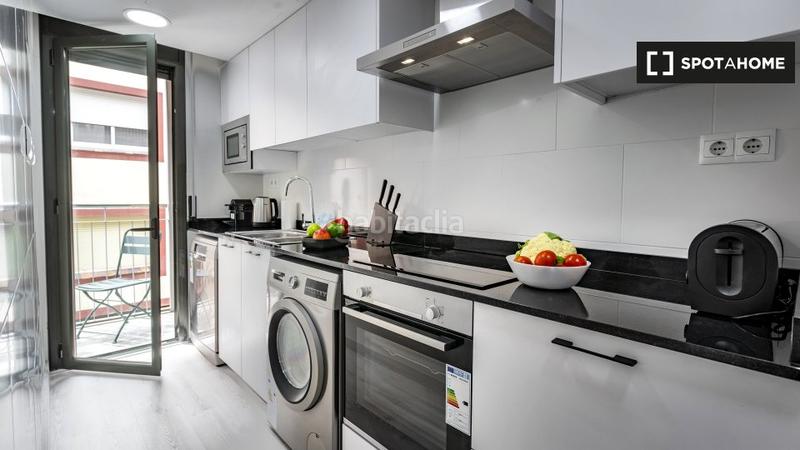 Foto 33c8807c-a143-42e7-8d7a-48239f2b3a44. Rent flat with heating in Collblanc Hospitalet de Llobregat (L´)