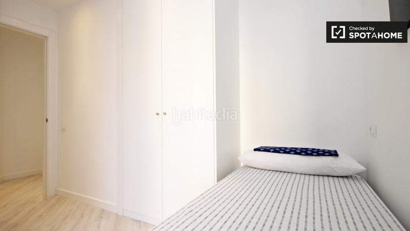Foto 86801405-42d9-44c3-8c9a-a4672bdc79a2. Alquiler piso apartamento de 3 dormitorios en alquiler en el eixample, en Barcelona