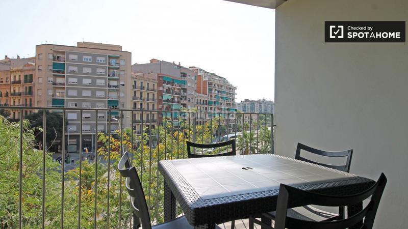 Foto cab4d8a7-3f74-4282-89d1-2c78bb751cca. Alquiler piso apartamento de 3 dormitorios en alquiler en el eixample, en Barcelona