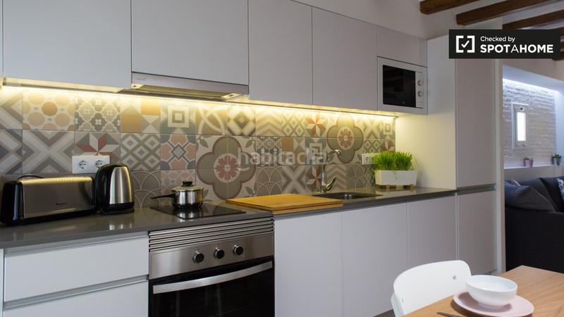 Foto 404ce226-5ba7-43ac-be7f-35edaf37e817. Miete etagenwohnung mit heizung in Raval Barcelona