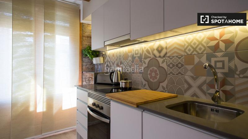 Foto 6f31aa52-d37a-47f5-96eb-fee322971d10. Miete etagenwohnung mit heizung in Raval Barcelona