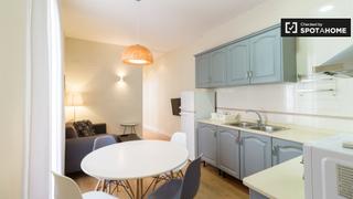 Location Appartement à Vila de Gràcia. Apartamento de 2 dormitorios en alquiler en gràcia, barcelona