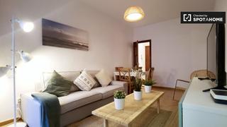 Lloguer Pis a El Poble Sec - Parc de Montjuïc. Apartamento de 3 dormitorios en poble sec, barcelona