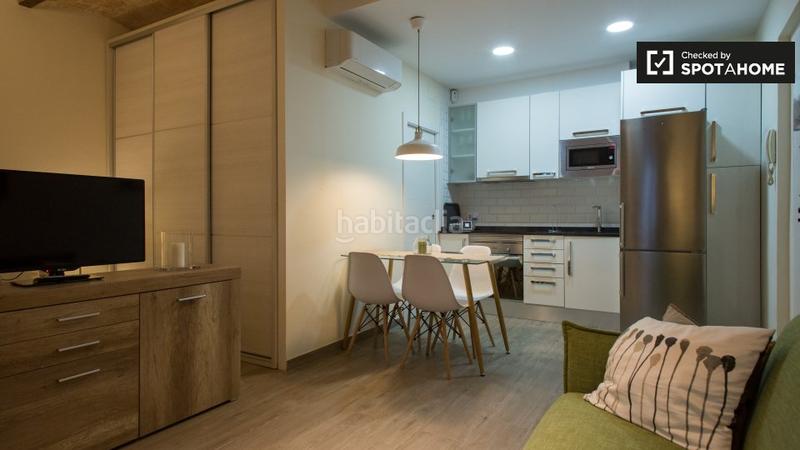 Foto 99c6fceb-cbb1-4173-aa85-e0a7cc1cca44. Rent flat with heating in Provençals del Poblenou Barcelona