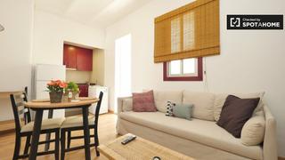 Location Appartement à La Torrassa. Acogedor apartamento de 2 dormitorios en alquiler en lhospitalet