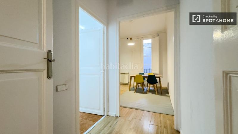 Foto 70ce4db8-f181-42a5-8ac1-d11bff01b9cd. Alquiler piso  en alquiler en piso de 3 habitaciones en barri Gòtic en Barcelona