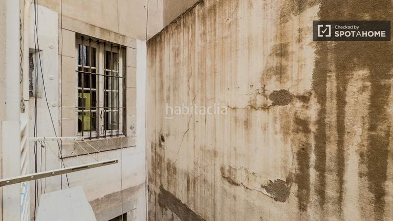Foto d2686de3-4c2e-4da8-9873-f58516b6eb4a. Alquiler piso  en alquiler en piso de 3 habitaciones en barri Gòtic en Barcelona