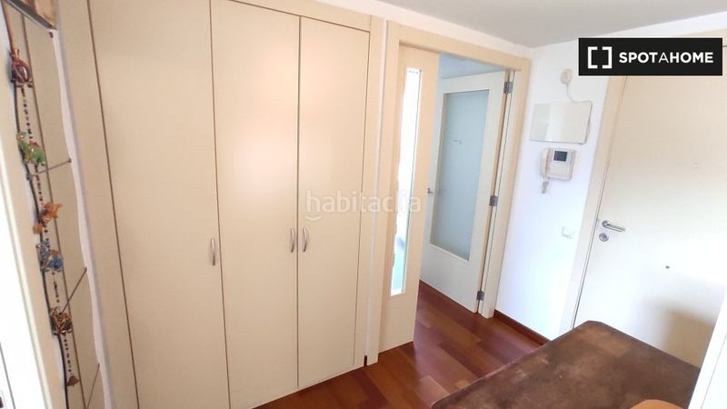 Foto efa29ff7-ce2e-41a8-8c1a-d9bc14bb4b32. Miete etagenwohnung mit heizung in Port Forum Sant Adrià de Besòs