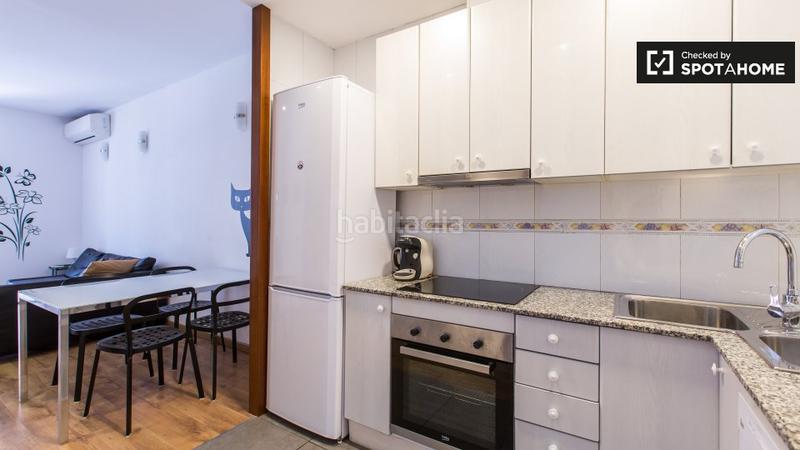 Foto 154ca3cd-8813-4f1a-b137-c7a7c35910f1. Alquiler piso  de 4 habitaciones en alquiler en sant pere, en Barcelona