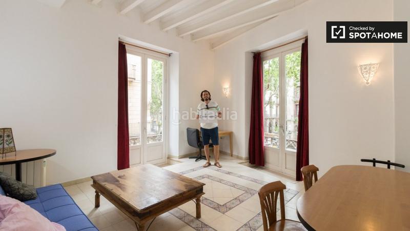 Foto b2d9d030-8d5f-4e8f-98f7-0b323cf7851f. Affitto appartamento con riscaldamento in Raval Barcelona