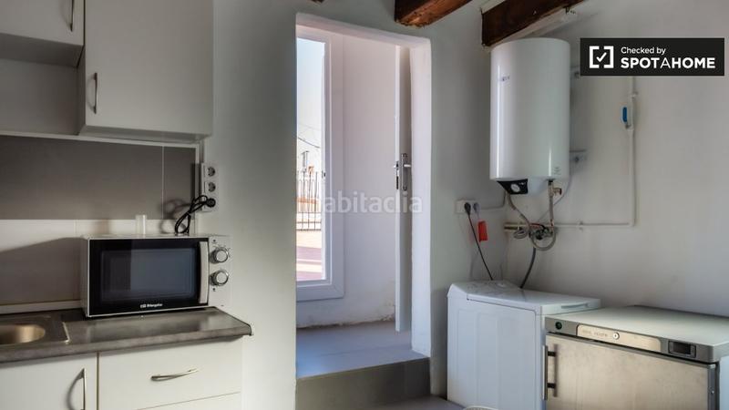 Foto 852b6582-6f4f-4b0c-b702-fff4e2c45ded. Alquiler piso elegante estudio en alquiler en barri gotic, en Barcelona