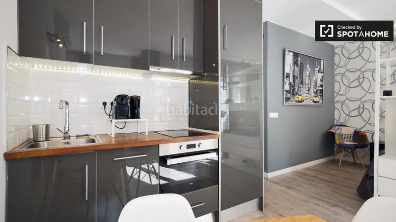 Foto 3a8f5367-d583-4986-87d9-65c459a77ce5. Miete etagenwohnung mit heizung in Poblenou Barcelona