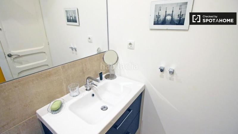 Foto 3218df55-8d6c-4df0-86b0-9a513351a7cd. Alquiler piso apartamento de 2 dormitorios en alquiler en eixample dreta, en Barcelona