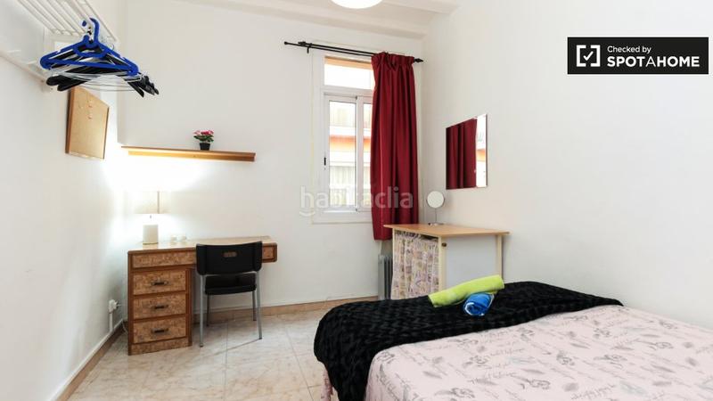 Foto d79432fe-89f7-4415-9ca7-29e9dc28d368. Alquiler piso apartamento de 4 dormitorios en alquiler en el Raval, en Barcelona