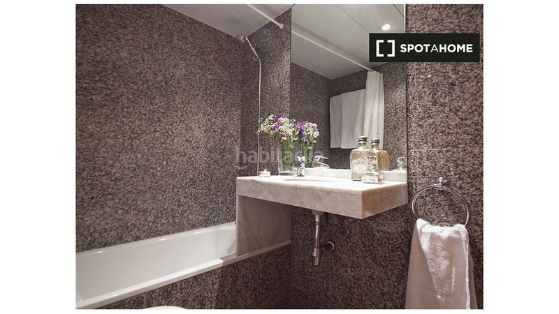 Foto f1b4d5e3-41d7-48fa-b666-22db025f637b. Rent flat with heating in Putget - Farró Barcelona