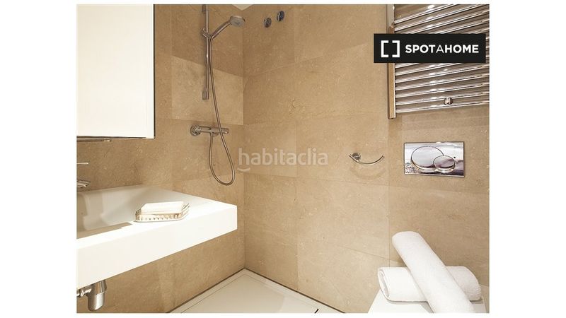 Foto fc5c7573-8a9f-4a1f-a910-cd428da9efb3. Rent flat with heating in Putget - Farró Barcelona