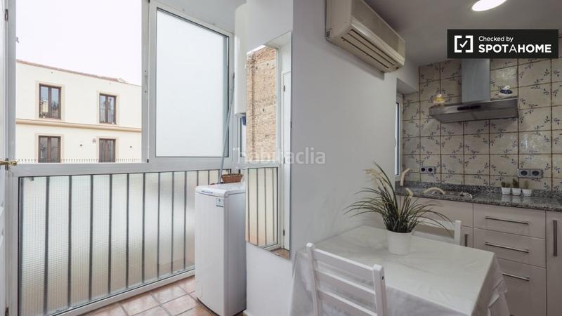 Foto 5edf570c-17f1-4c20-99fe-2c9c7bf973c4. Miete etagenwohnung mit heizung in Gòtic Barcelona