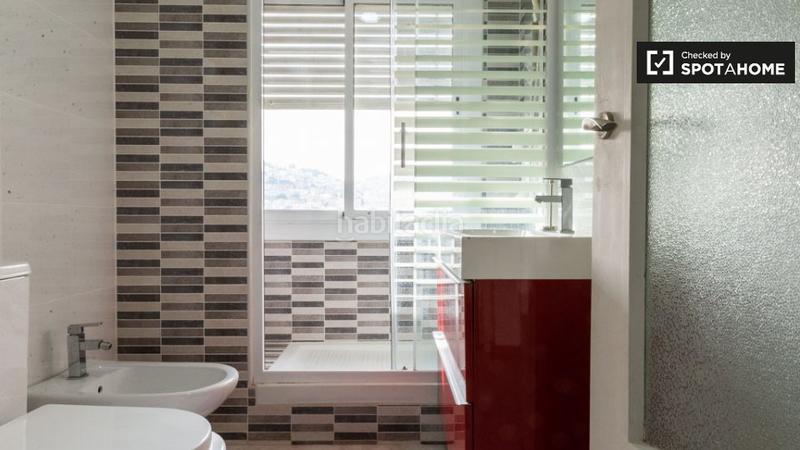 Foto b3534251-2af5-4b00-af76-9ac19e87ed45. Affitto appartamento con riscaldamento in Turó de la Peira Barcelona