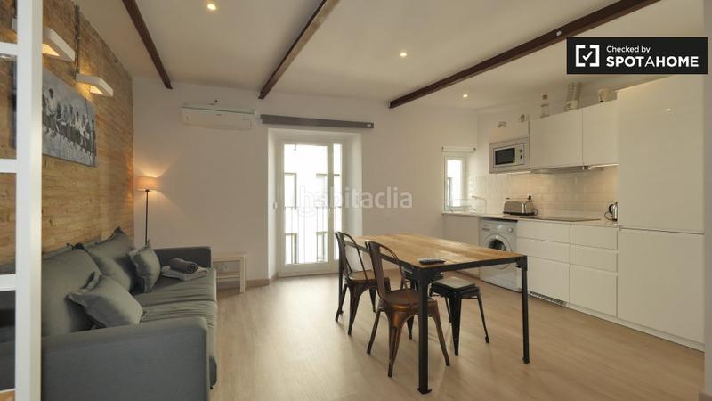 Foto c9d39b06-680c-4da0-8668-6ce49cc3d5e9. Affitto appartamento con riscaldamento in Raval Barcelona
