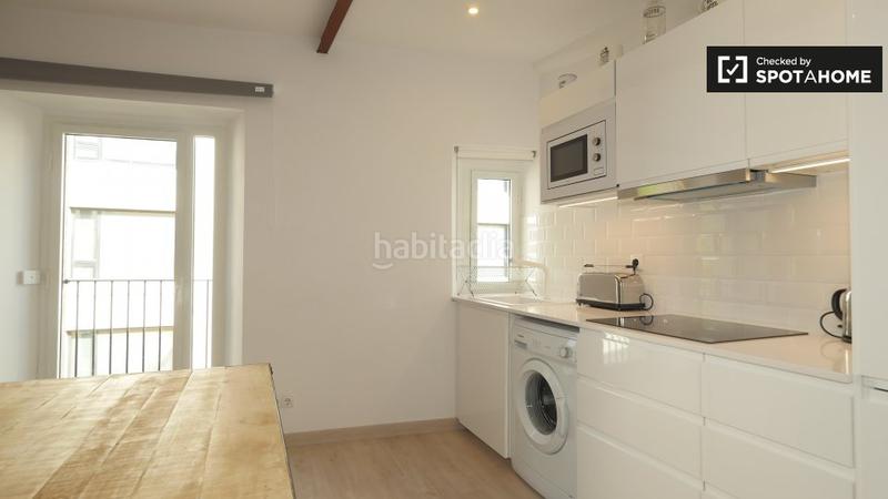 Foto e78cc8eb-1cc4-4ee8-b498-ed4ac0ad03cb. Affitto appartamento con riscaldamento in Raval Barcelona
