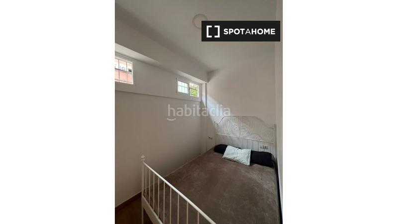 Foto 3891a327-cd87-4458-967d-1e51dd87a8d8. Affitto appartamento con riscaldamento in La Verneda - La Pau Barcelona