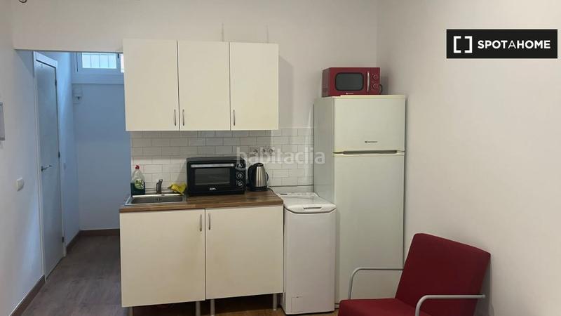 Foto b7fee5ea-bac3-4b93-8092-d3aa6337f699. Affitto appartamento con riscaldamento in La Verneda - La Pau Barcelona
