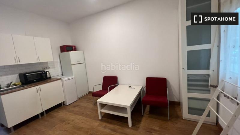 Foto 67884c80-3b0d-4503-9e95-9fdc527a04da. Alquiler piso estudio en alquiler en sant martí, en Barcelona