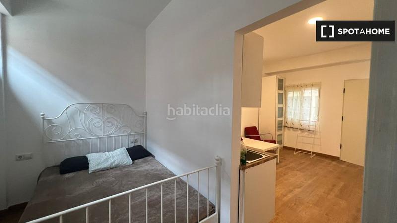Foto c54a96f6-21b2-4bdb-9636-cf54ffd25333. Rent flat with heating in La Verneda - La Pau Barcelona