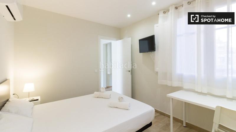 Foto 512d0bb7-e92e-4c49-aea5-f2c24190724e. Location appartement avec chauffage dans La Sagrera Barcelona
